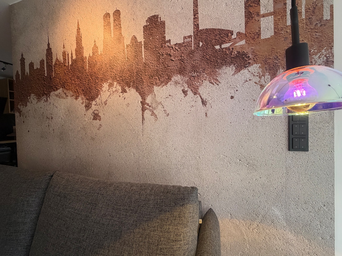 Quiet apartment with designer interior, garden and underground garage