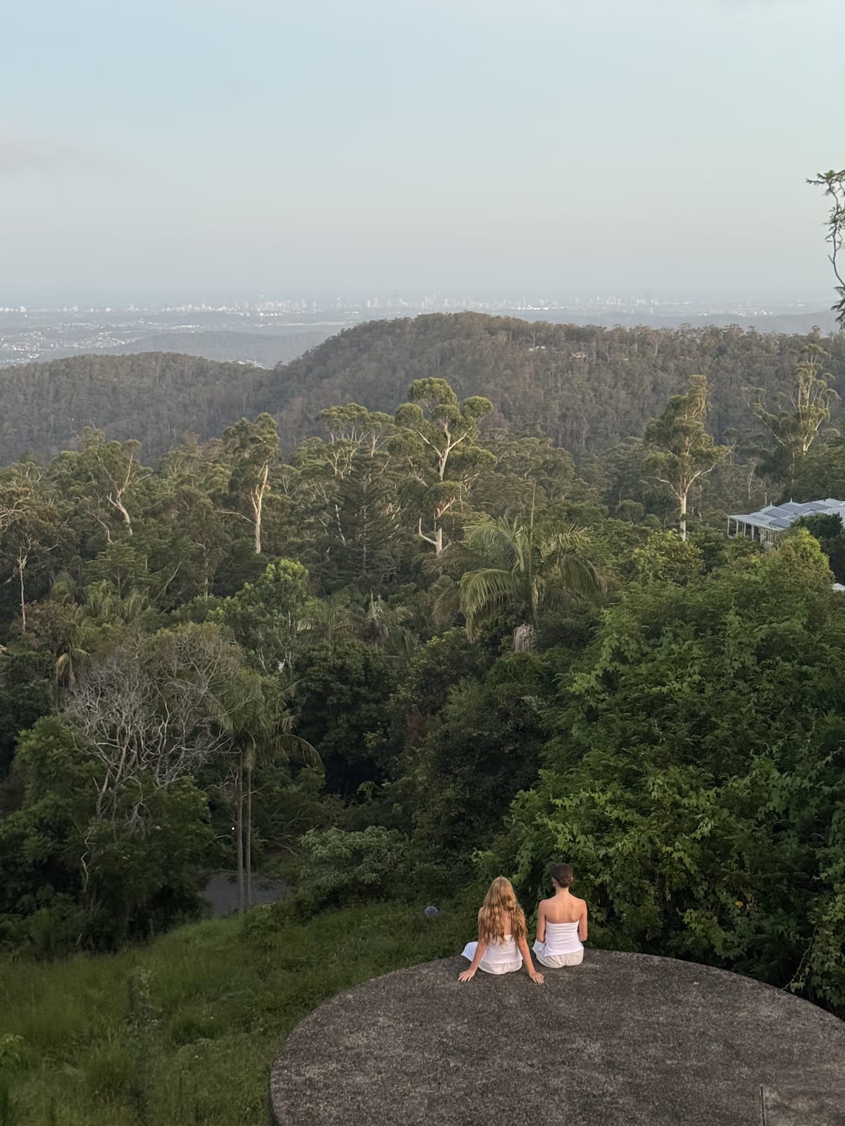 Heidi's Hideaway Tamborine Mountain — photo via the host's Airbnb listing