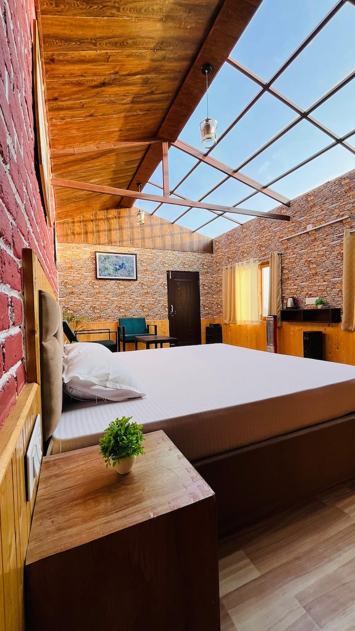 Stargazing Room In Shimla With Bonfire - Mashobra