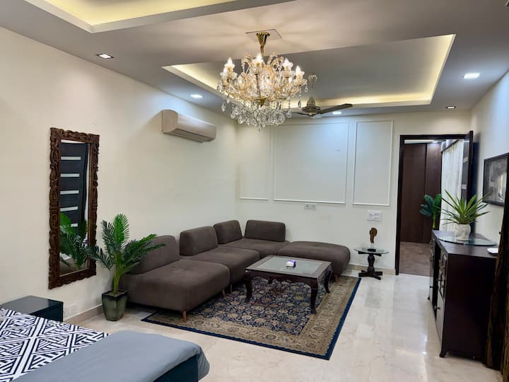Bageecha | 2br Lift & Terrace Garden Lajpat Nagar - New Delhi