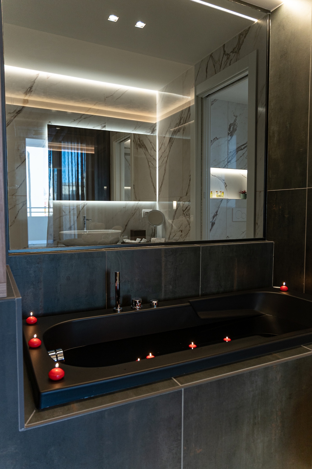 Suite Easter — 22