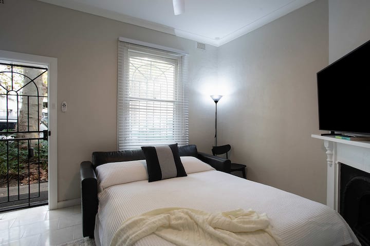 Charming Terrace | Walk To Botanical Gardens & Cbd - Sydney