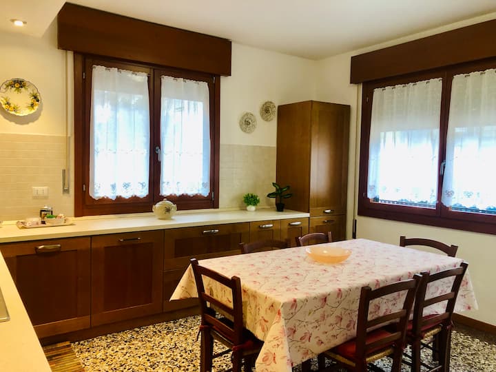 Ampio Appartamento Comodo A Venezia - Mestre