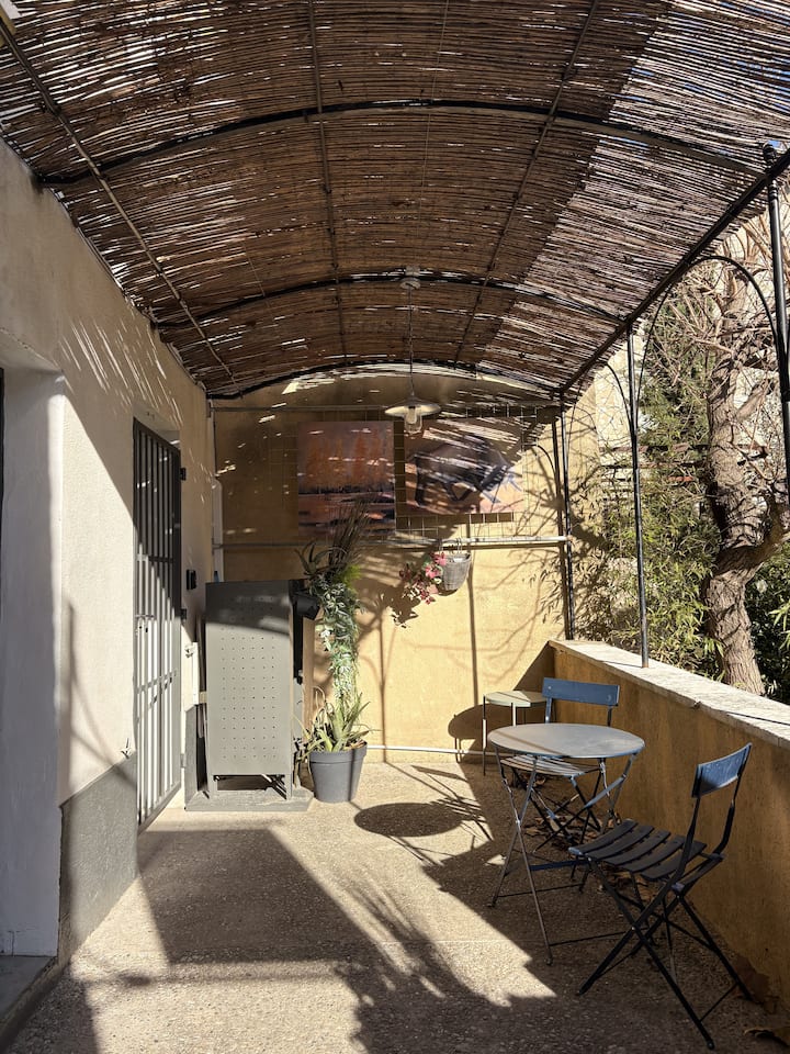 Studio Au Coeur D'eygalières-classé 1 éToile. - Eygalières