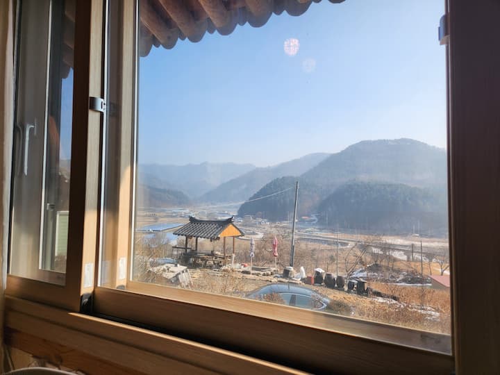 풍경을 담다(한옥 독채) / 바베큐,불멍 / 애견동반 / 7사단 신교대 / 화천읍  7분 - 화천군