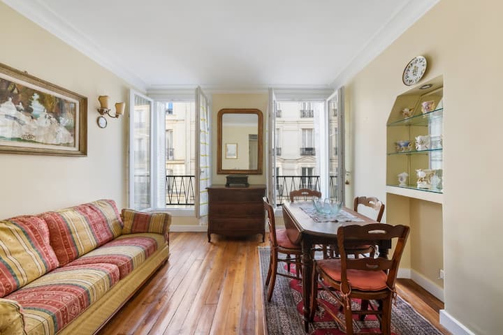 Cluny La Sorbonne / Rue Du Sommerard - Le Marais