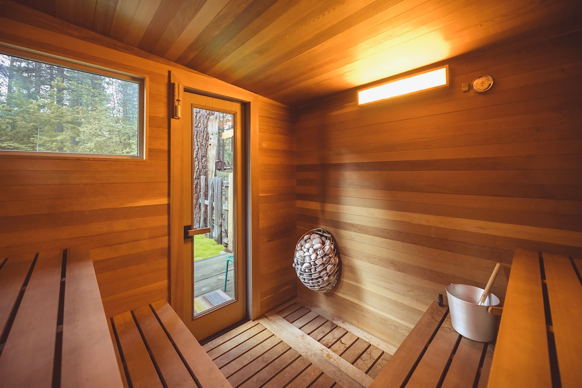Pinecrest Retreat — view 2