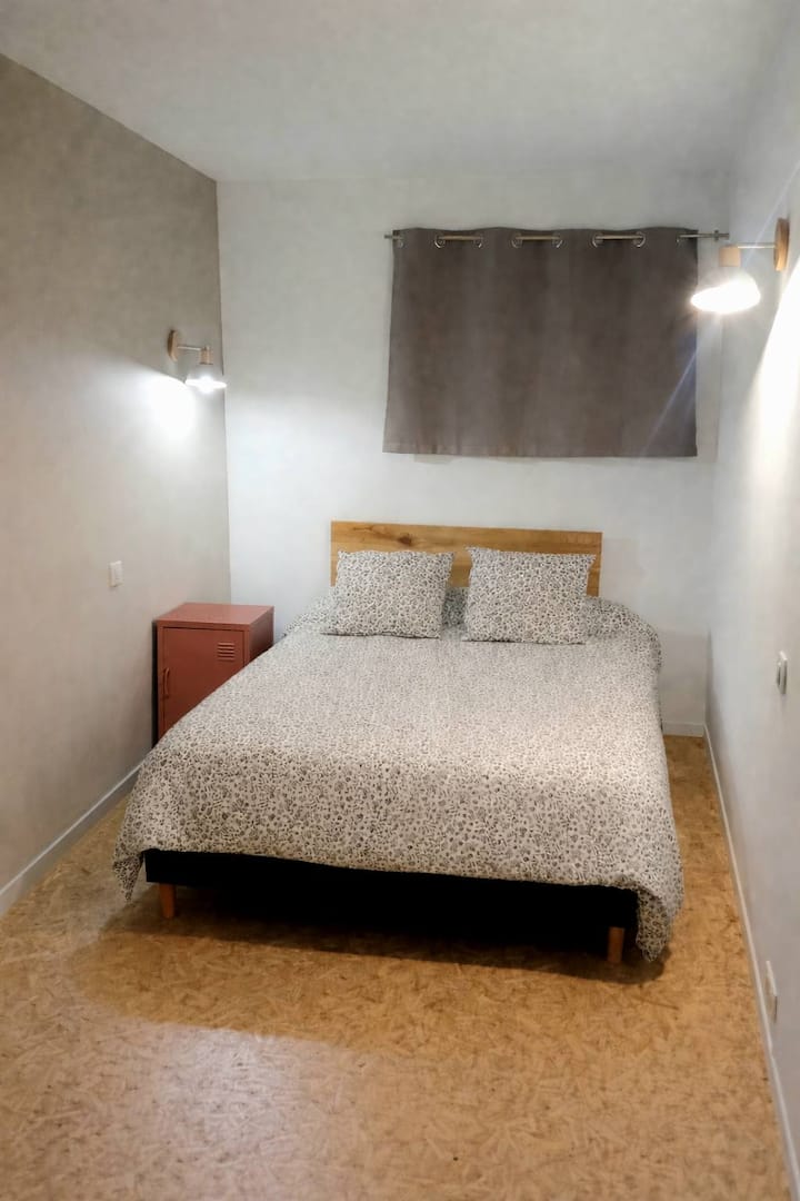 Dhomë gjumi 2