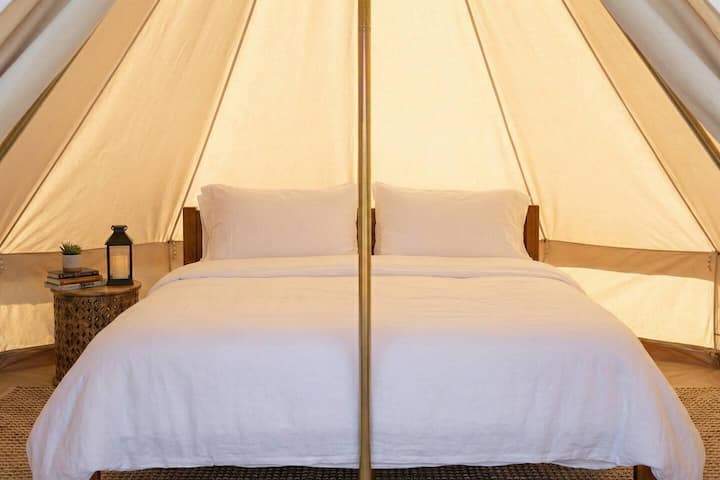 Cotswolds Premium Tent - Stow-on-the-Wold
