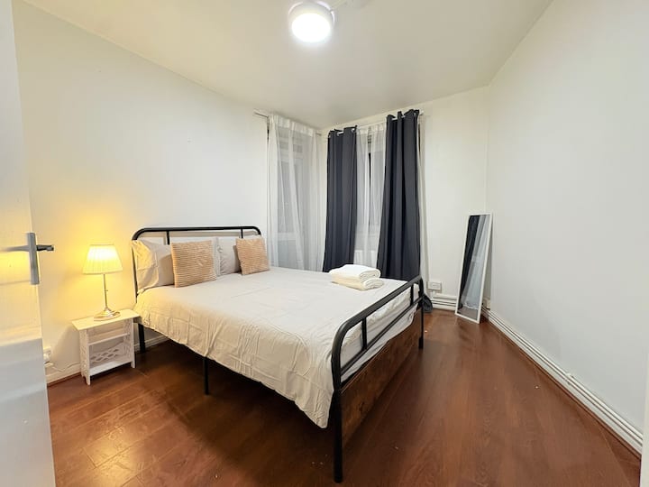 Double Room In Camden / Morning Crescent - ロンドン