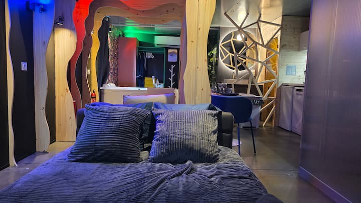 Triangle Espace Bien-être Avec Balnéo Sauna Hammam - Annonay