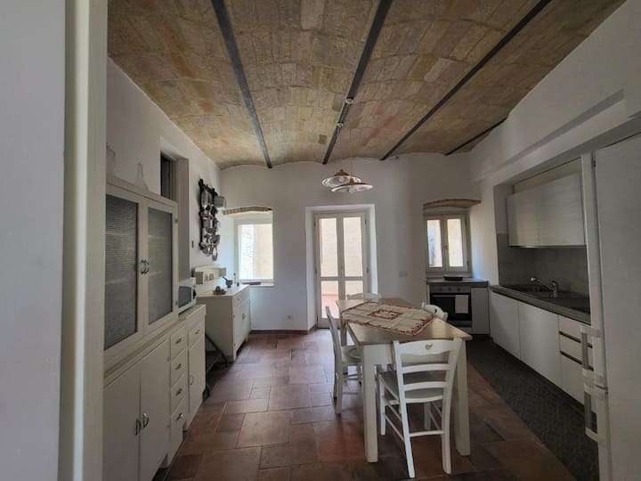 Magic Spell - 200 Mq Zona Centro,
Ampi Spazi Relax - Foligno