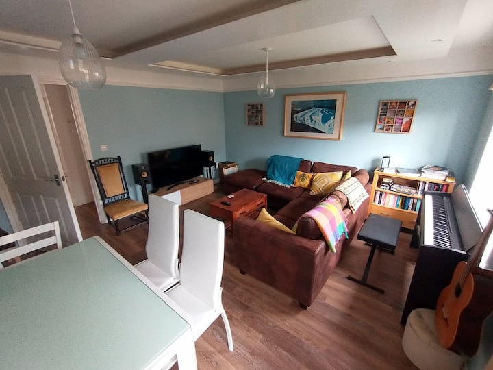 Nice, Family Home In Buckingham - 비세스터