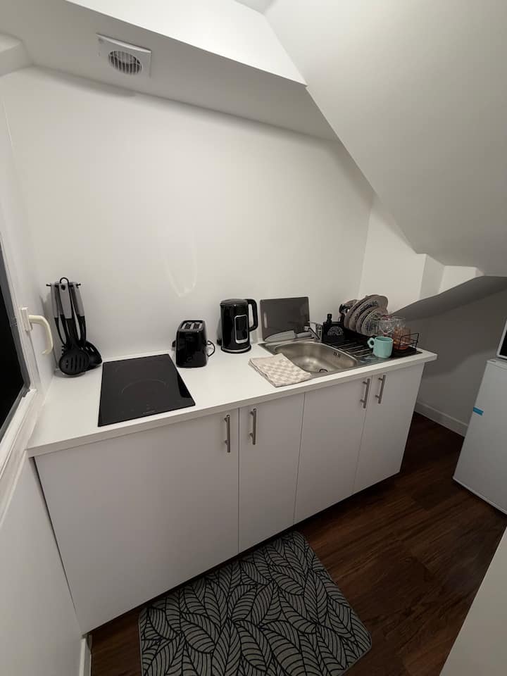 Cozy Small Paris Studio – Near Metro | 1–2 Guests - Montreuil-sur-Mer