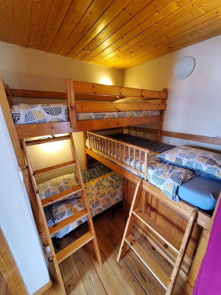 ბავშვების/მოზარდების ოთახი, მოსახსნელი უსაფრთხოების სისტემით