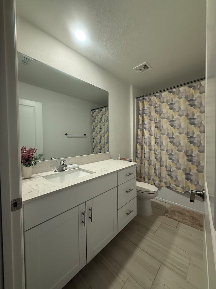 Private Room - Plant City, FL