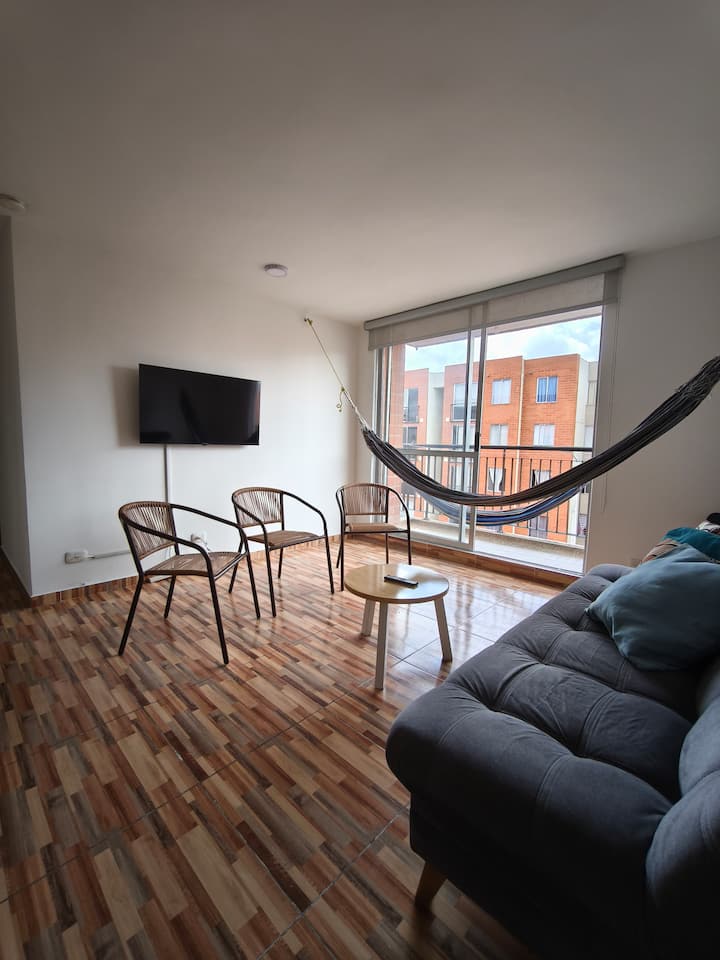 Apartamento Con Piscina En Ibagué - Ibagué