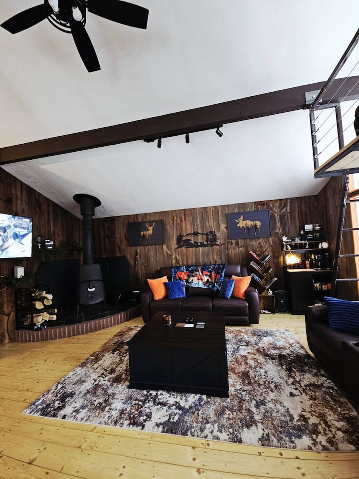La Finca - Cozy A-frame With Lofts & Views - Vermont
