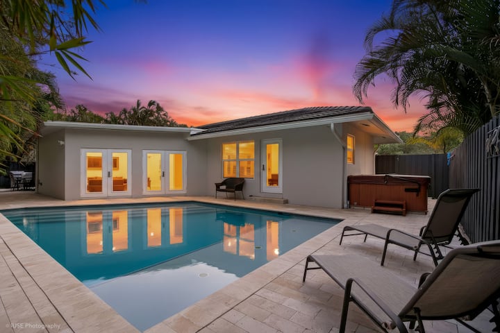 Coastal Comfort Casa | Near Beach | Sleeps 6 - Fort Lauderdale