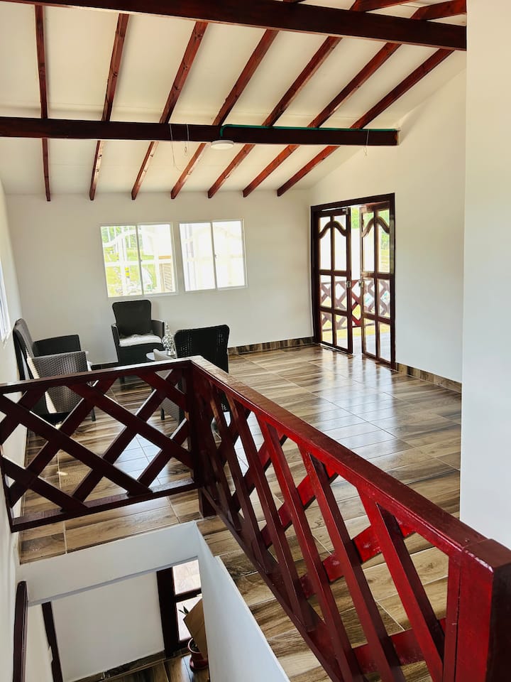 Casa Blanca
Alojamiento Entero
Piscina Privada - Carmen de Apicalá