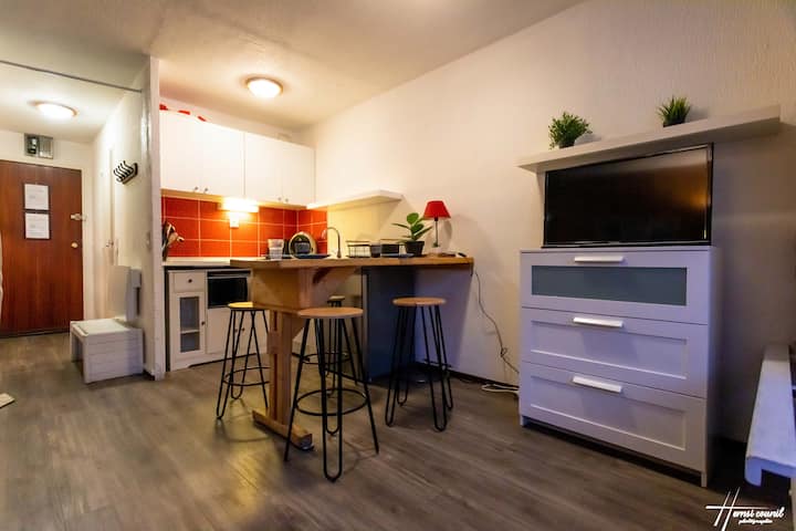 Cozy Studio Apartment Les Neves - 法國