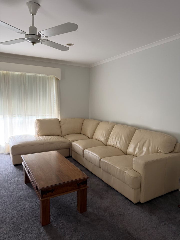 Murray St Cottage-4br Sleeps 8walk To Murray River - Corowa