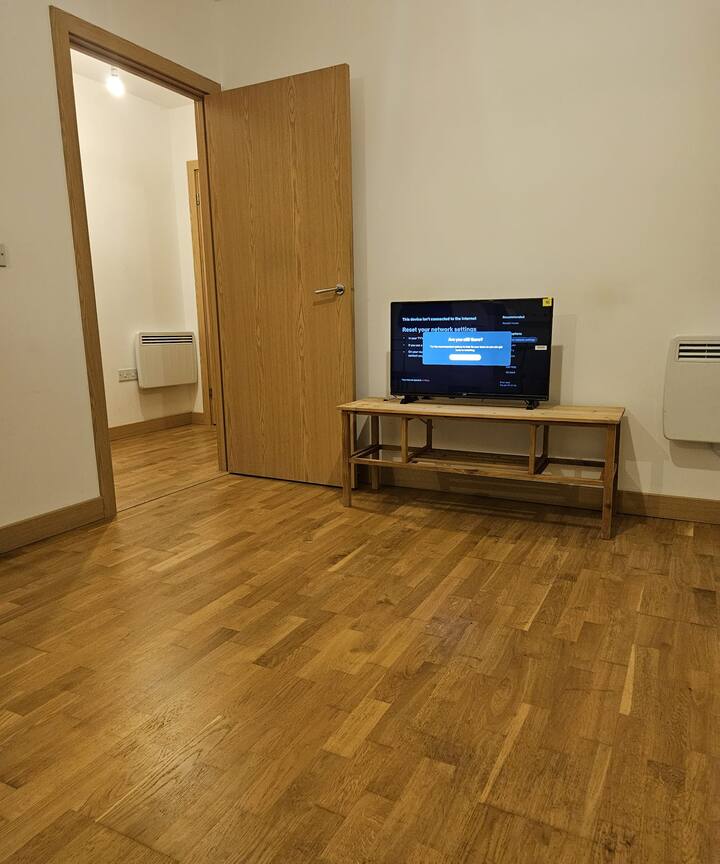 1br Apartment | 4 Guests |10% Off Weekly Stays - Colchester