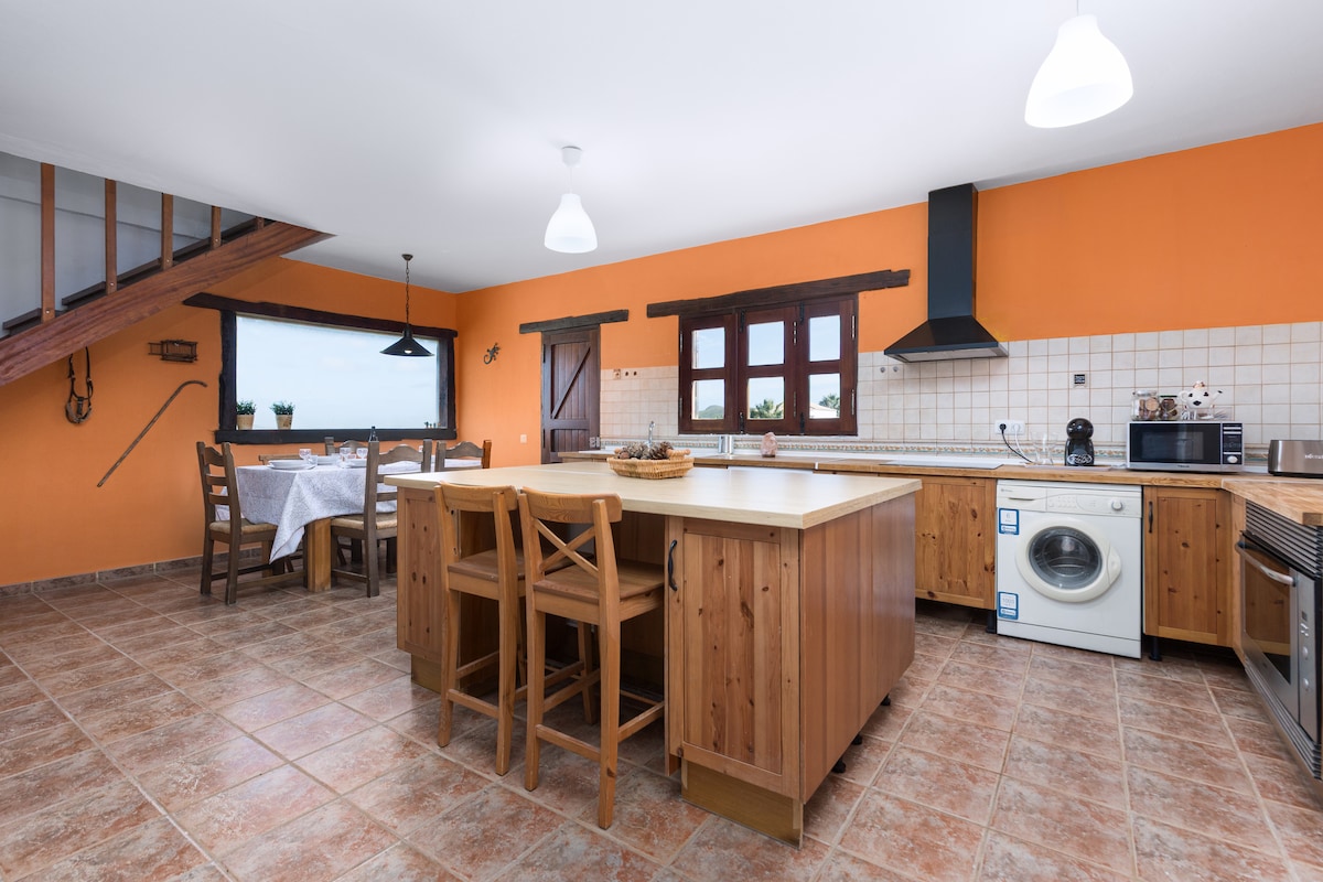 Home2Book Casa Maria Rustic Escape in Villaverde - Houses for Rent in ...