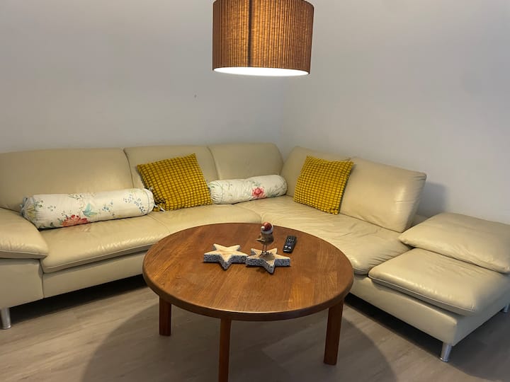 Zwei Schlafzimmer 4 Einzelbetten - Halle, Allemagne