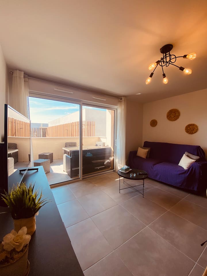 Jf Immo - Apt Neuf Climatisé 6 Couchages + Parking - Vias