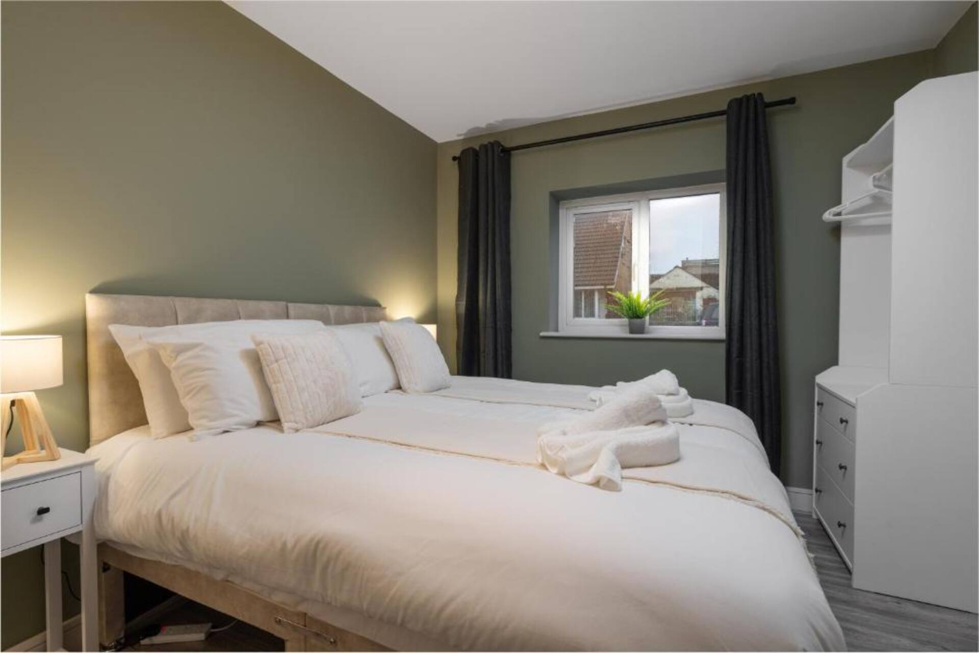 Beach Stays - Ground Floor - Cleveleys Town Centre