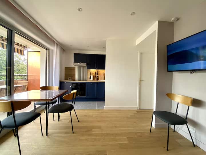 Studio Centre Biarritz Avec Balcon Et Parking - Biarritz