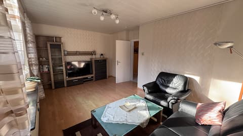 Leistungsstarkes Airbnb: Apartment Pina. Downtown and nature in sight in Arnsberg