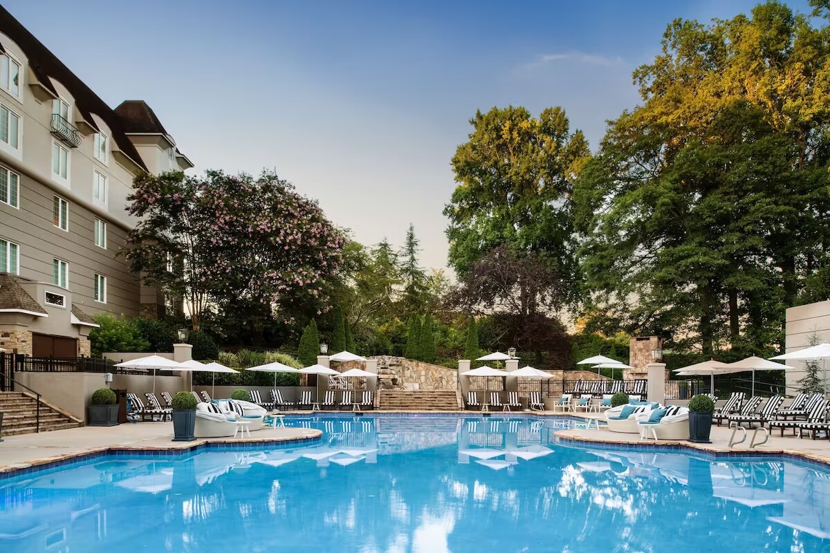 Enjoy Vineyard Charm at Premium Suite Near Athens