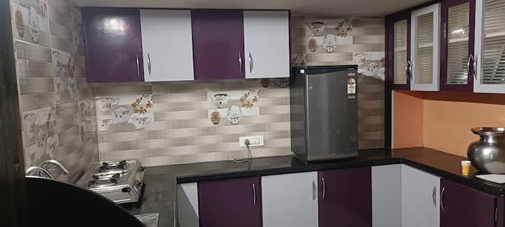 Private Ac Home Stay Near Siddhardha Hospital - Rajahmundry