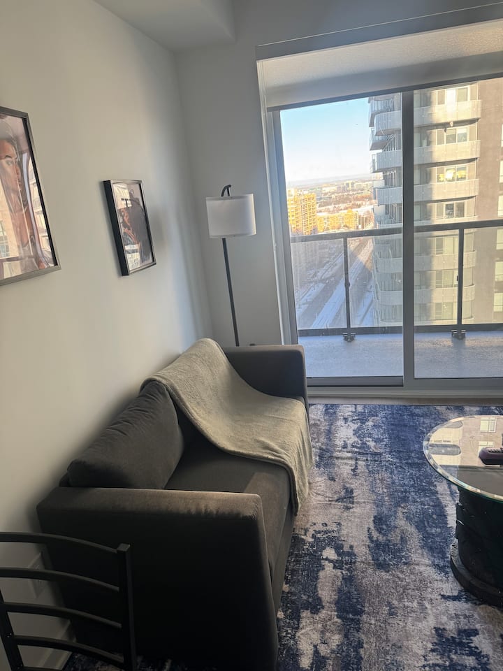 Luxe Escape2~ Mississauga Condo - Mississauga