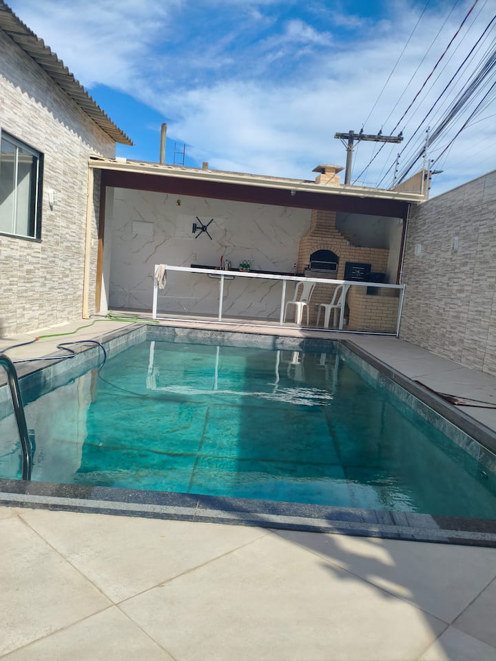 Casa Com Piscina / Churrasqueira - Serra