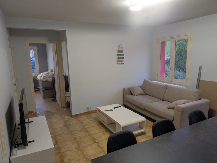 Le Gîte Du Canal - ibis Styles Chalon sur Saône