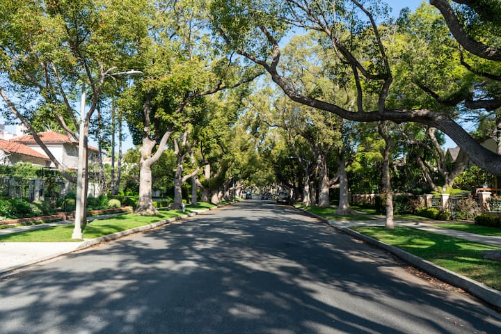 The Maple House - Beverly Hills, CA