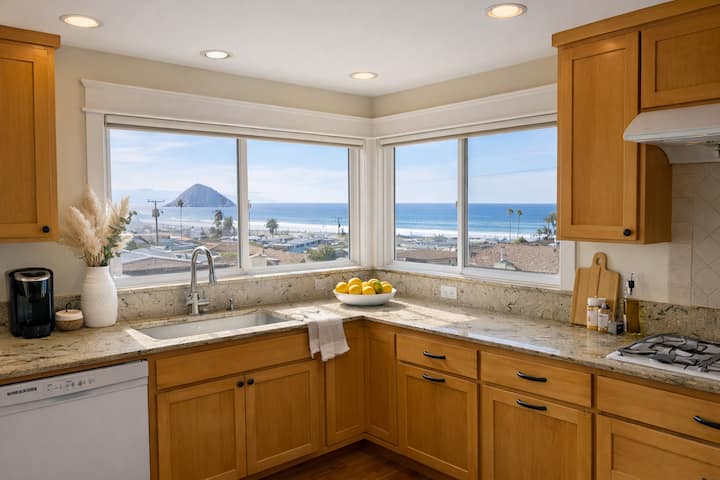 Coastal Retreat W/ Views – Walk To Beach (3b/2.5b) - Morro Bay, CA