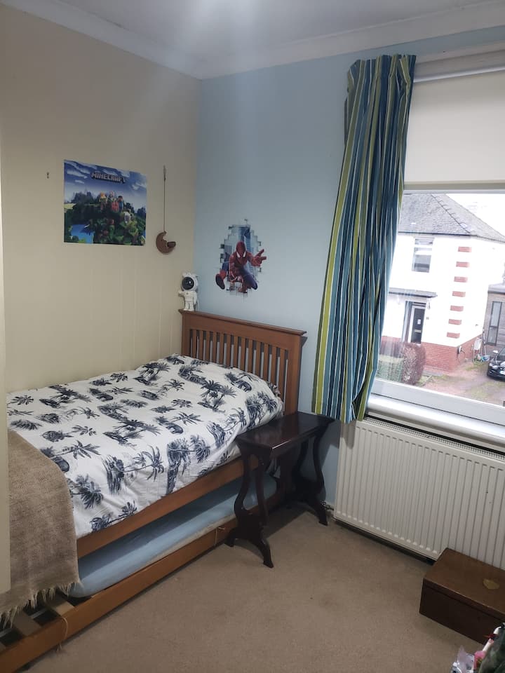 საძინებელი 2