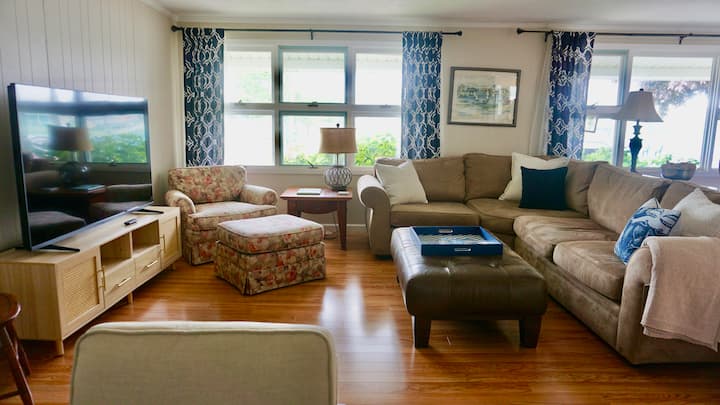 Groton Long Point Retreat | Walk To Beach|sleeps 6 - Mystic, CT