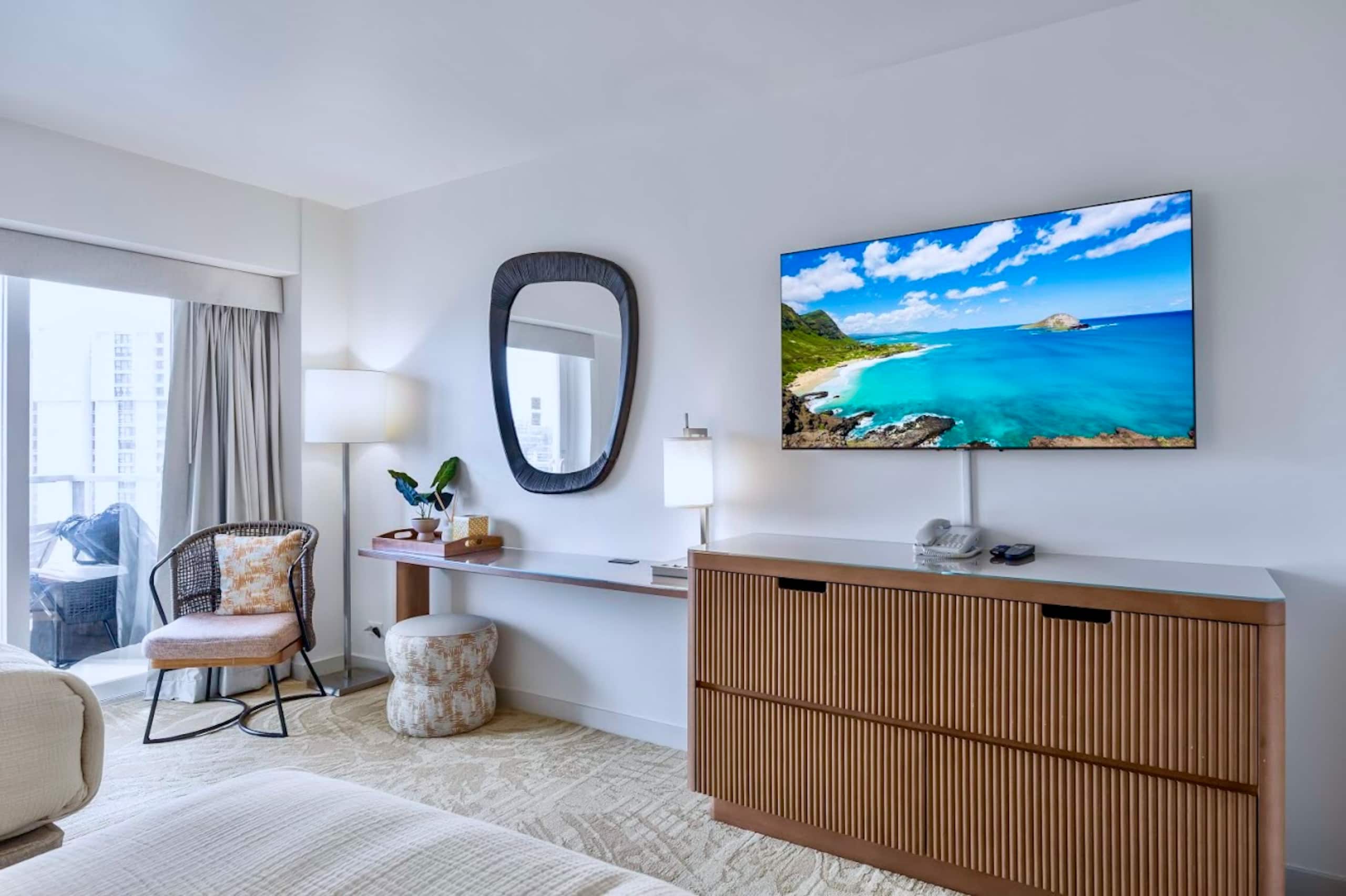 29F-Ocean View-Ala Moana Hotel-Premium Double Room - Image 10
