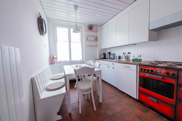 Bijou Bern/familien/interlaken/entspannung/aare - Berna