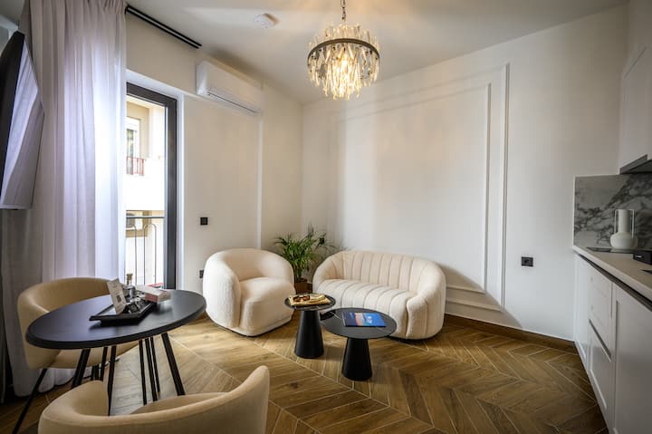 Montre Fine Living - Ágios Nikolaos