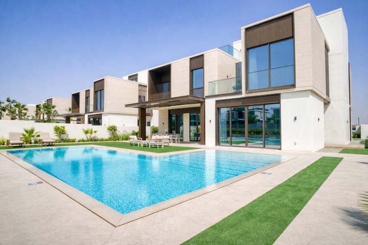Dubai Hills Estate - Luxury 5-br Pool Villa - Dubai