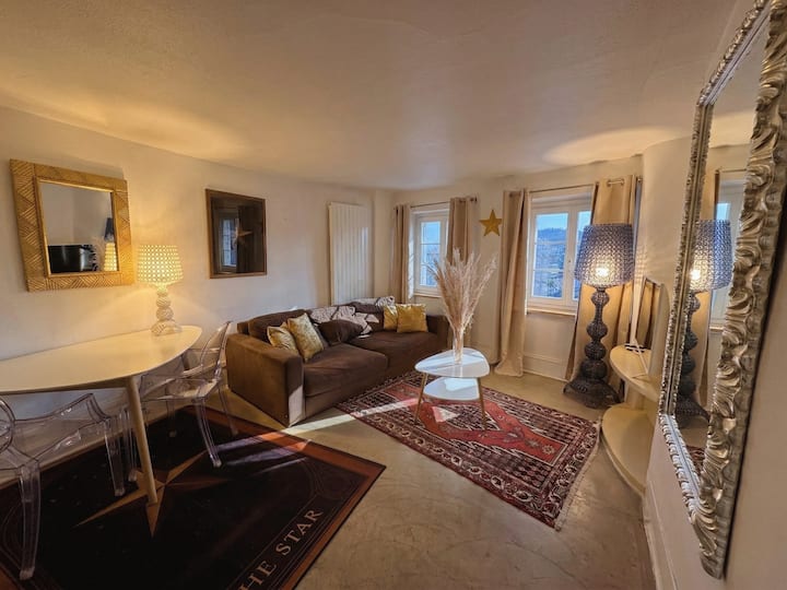 Ajoiespa - The Star Suite - Séjour Cocooning & Spa - Porrentruy