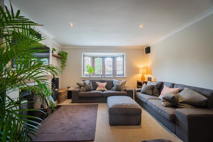 New Forest Retreat Near Beaulieu, New Forest. - Isle of Wight
