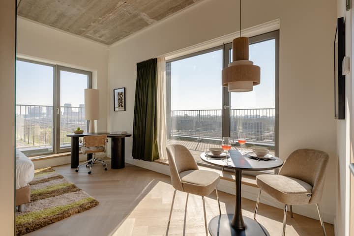 Mid-longstay Executive Serviced Studio 30m2+terras - Amsterdam