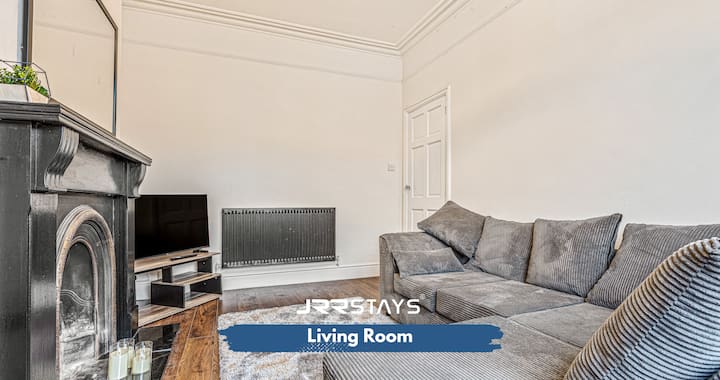 J.r.r Stays | 3-bed | Stoke On Trent | St4 - Newcastle-under-Lyme